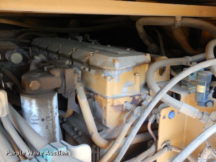 image for item DI2497 2001 Caterpillar CB-634C double drum roller