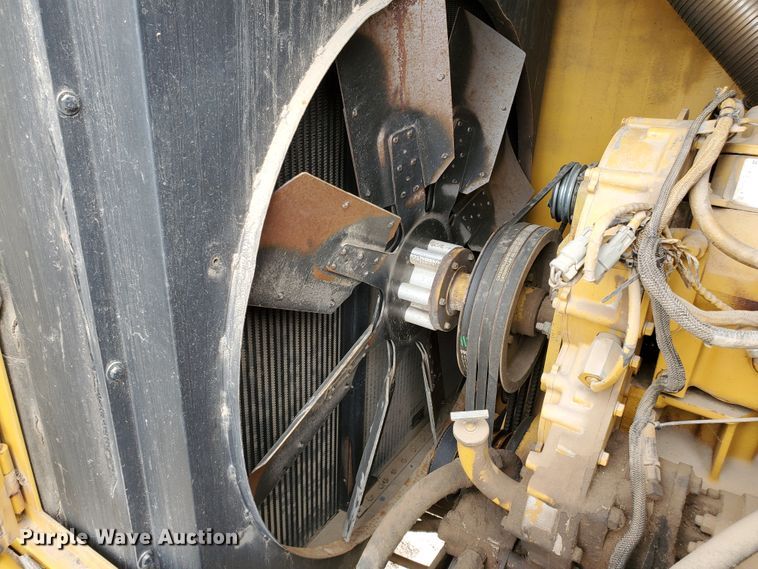 image for item DJ3117 1999 Vermeer TG525 tub grinder