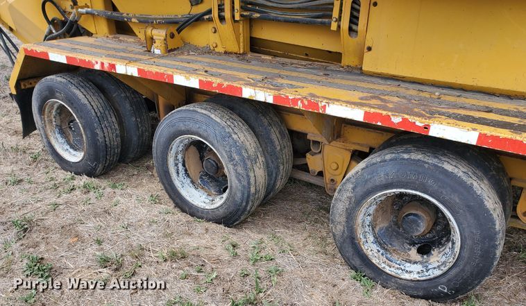 image for item DJ3117 1999 Vermeer TG525 tub grinder