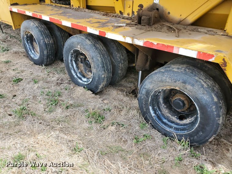 image for item DJ3117 1999 Vermeer TG525 tub grinder