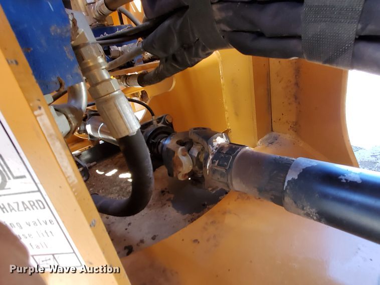 image for item DJ3122 2011 Case 621E XR  wheel loader