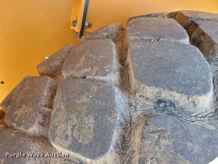 image for item DJ3122 2011 Case 621E XR  wheel loader