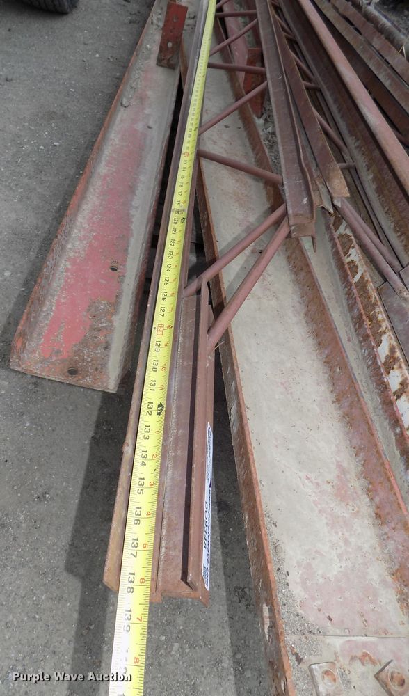 image for item DO9348 Steel trusses