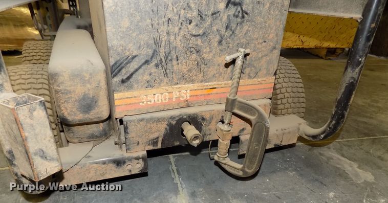 image for item DO9354 Mi-T-M HSP-3504-3MGH pressure washer