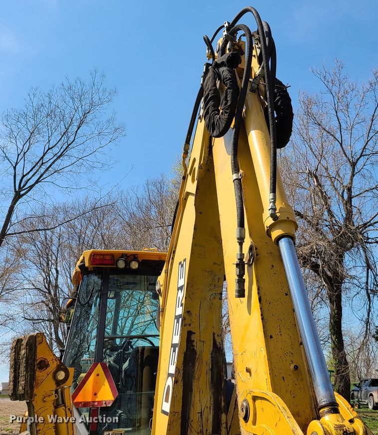 image for item EL9802 2007 John Deere 710G  backhoe