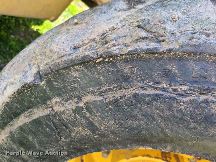 image for item EL9802 2007 John Deere 710G  backhoe