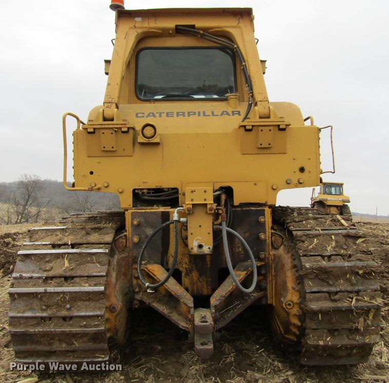 image for item FD9417 1976 Caterpillar D9H  crawler dozer