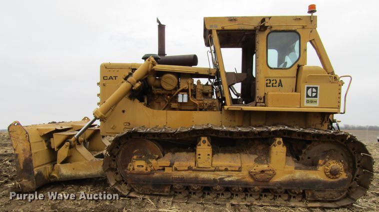 image for item FD9417 1976 Caterpillar D9H  crawler dozer