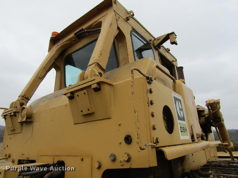 image for item FD9417 1976 Caterpillar D9H  crawler dozer