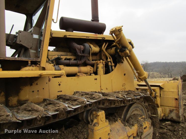 image for item FD9417 1976 Caterpillar D9H  crawler dozer