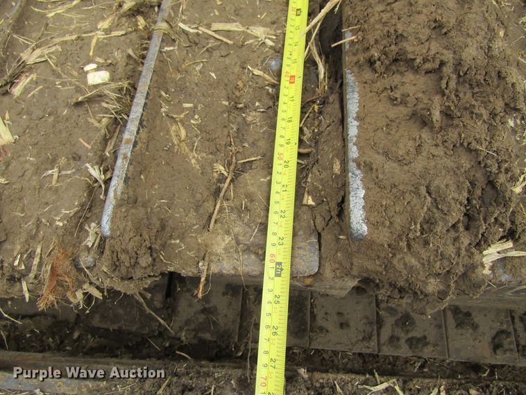 image for item FD9418 1986 Caterpillar D6H  crawler dozer