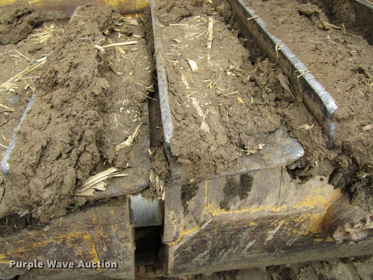 image for item FD9418 1986 Caterpillar D6H  crawler dozer