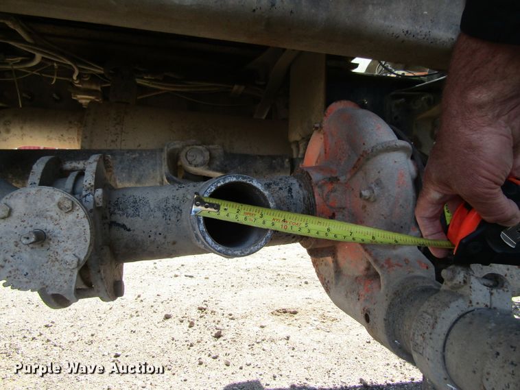 image for item FD9423 2006 Ford F750 Super Duty water truck