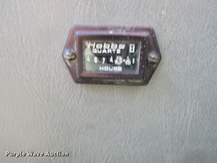 image for item FD9423 2006 Ford F750 Super Duty water truck