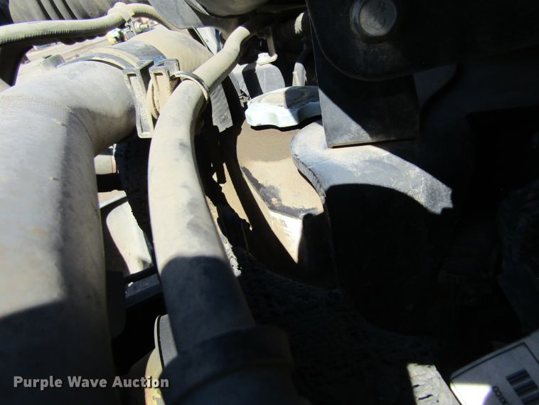 image for item FD9423 2006 Ford F750 Super Duty water truck