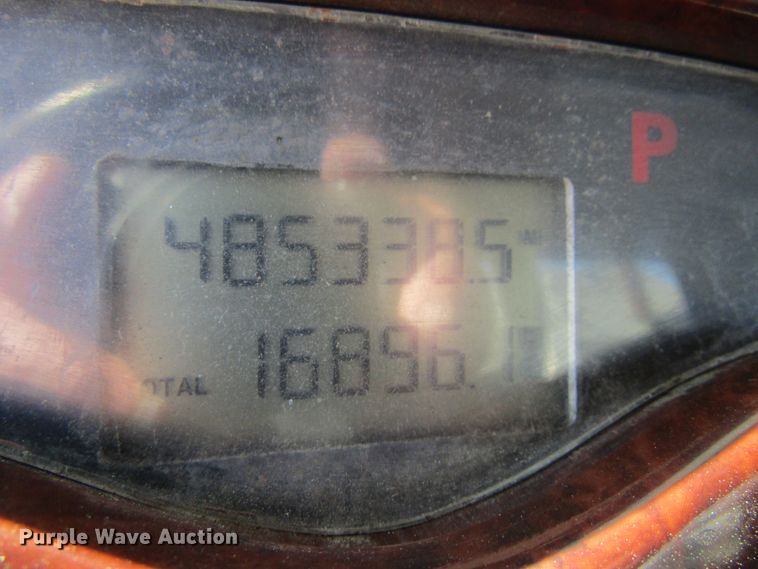 image for item FD9424 2004 Mack CH613 semi truck