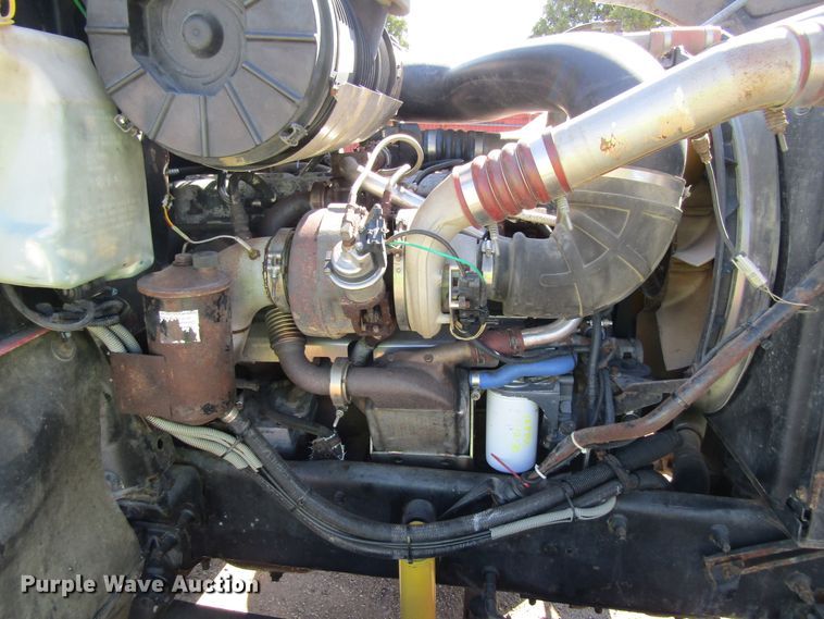 image for item FD9424 2004 Mack CH613 semi truck