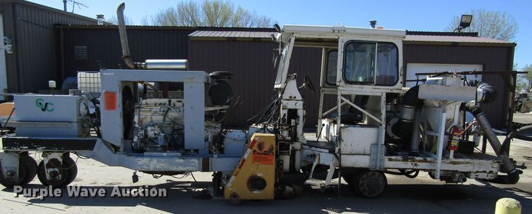 image for item FD9425 2002 Boart Longyear PC390S pavement grinder