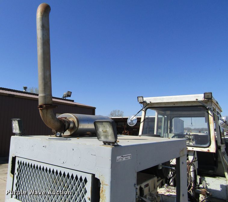 image for item FD9425 2002 Boart Longyear PC390S pavement grinder