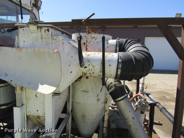 image for item FD9425 2002 Boart Longyear PC390S pavement grinder