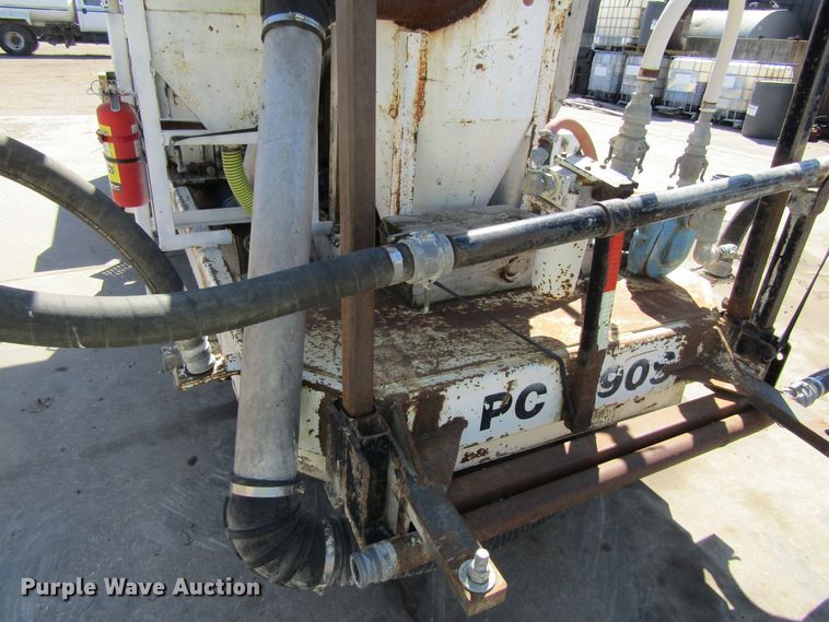 image for item FD9425 2002 Boart Longyear PC390S pavement grinder