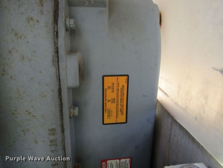 image for item FD9425 2002 Boart Longyear PC390S pavement grinder