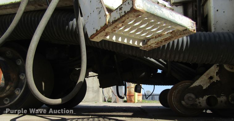 image for item FD9425 2002 Boart Longyear PC390S pavement grinder