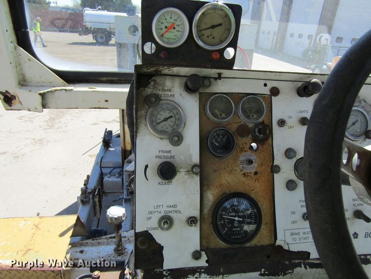 image for item FD9425 2002 Boart Longyear PC390S pavement grinder