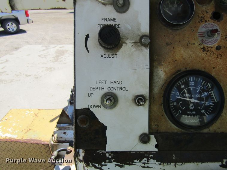 image for item FD9425 2002 Boart Longyear PC390S pavement grinder