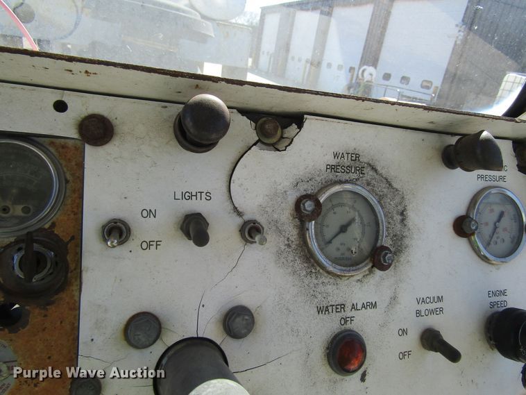 image for item FD9425 2002 Boart Longyear PC390S pavement grinder