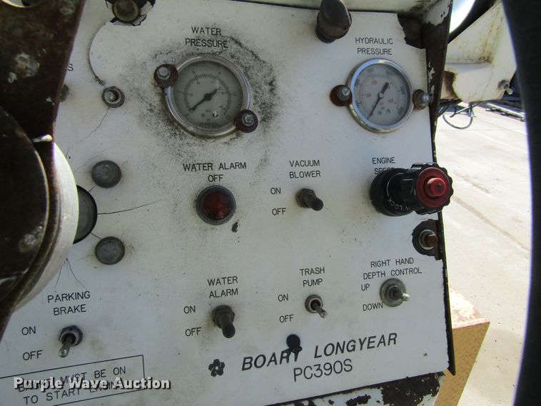 image for item FD9425 2002 Boart Longyear PC390S pavement grinder