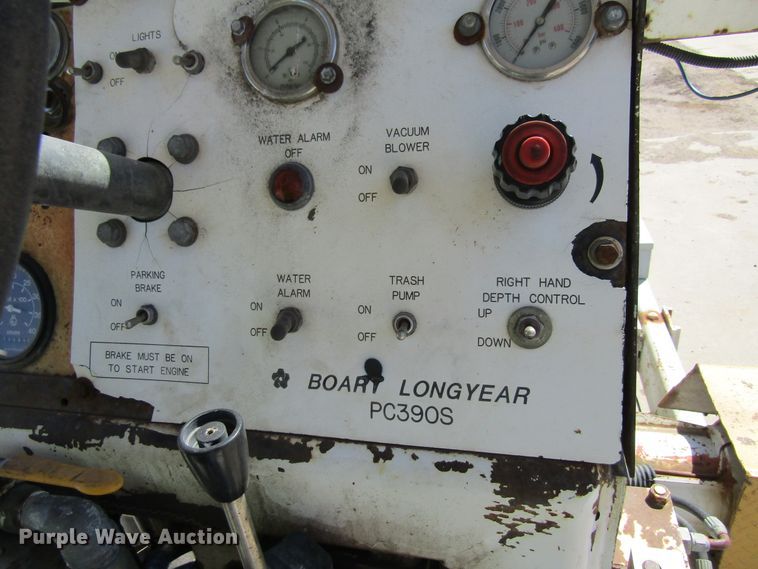 image for item FD9425 2002 Boart Longyear PC390S pavement grinder