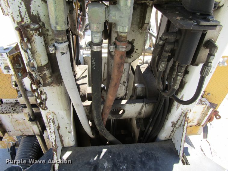 image for item FD9425 2002 Boart Longyear PC390S pavement grinder