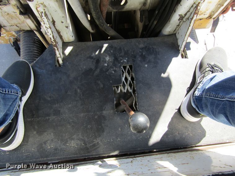 image for item FD9425 2002 Boart Longyear PC390S pavement grinder