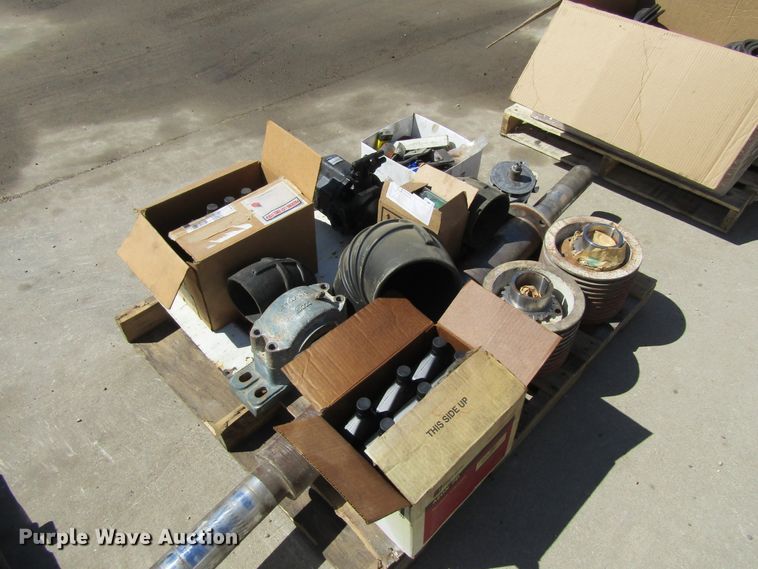 image for item FD9425 2002 Boart Longyear PC390S pavement grinder