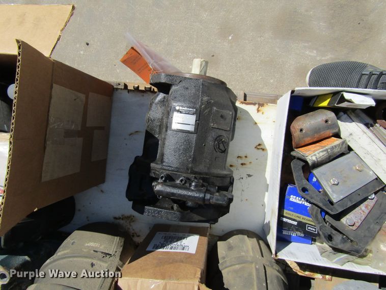 image for item FD9425 2002 Boart Longyear PC390S pavement grinder