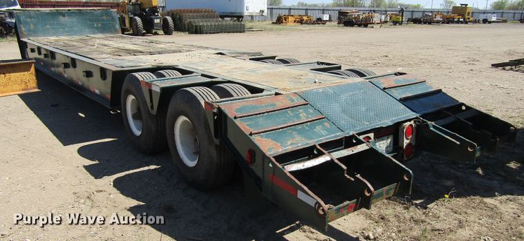 image for item FD9426 1976 LKI equipment trailer
