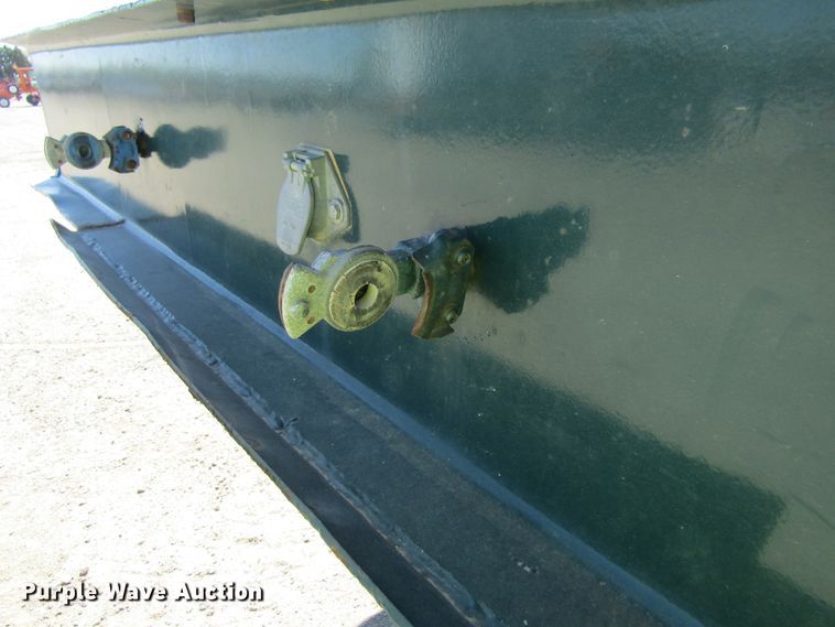 image for item FD9426 1976 LKI equipment trailer