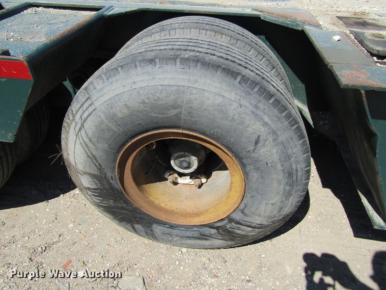 image for item FD9426 1976 LKI equipment trailer