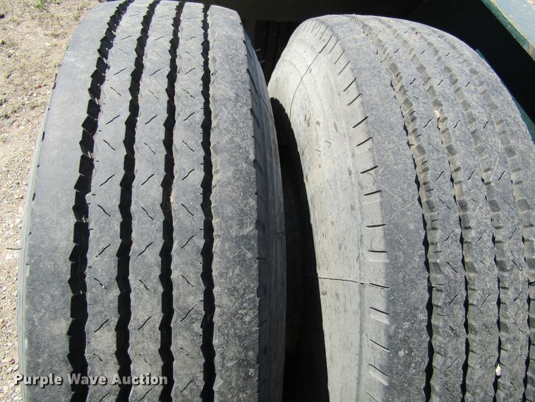 image for item FD9426 1976 LKI equipment trailer