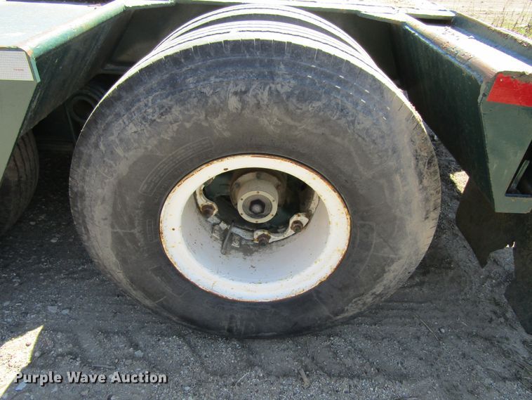 image for item FD9426 1976 LKI equipment trailer