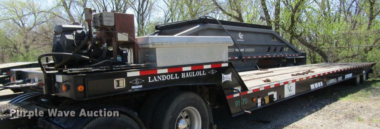 image for item FD9429 2004 Landoll 317 equipment trailer