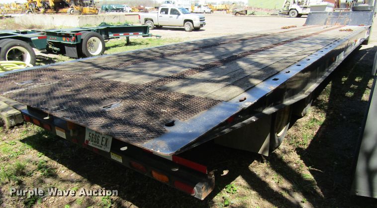 image for item FD9429 2004 Landoll 317 equipment trailer