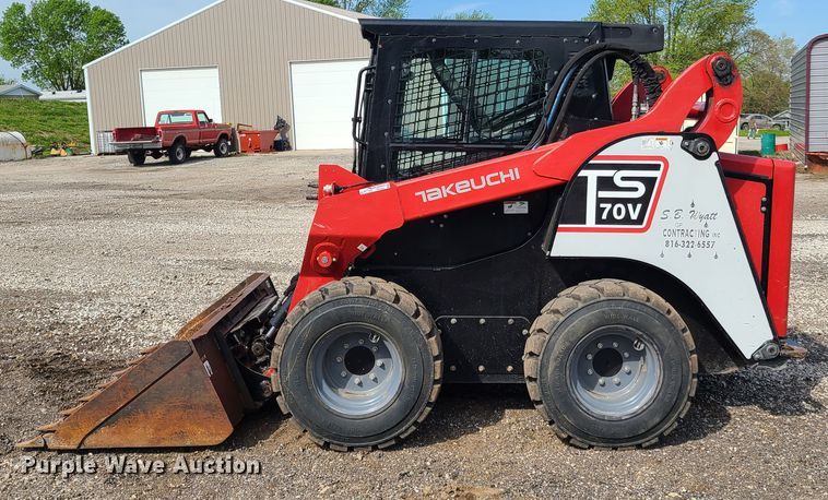 image for item FX9502 Takeuchi TS70V  skid steer loader