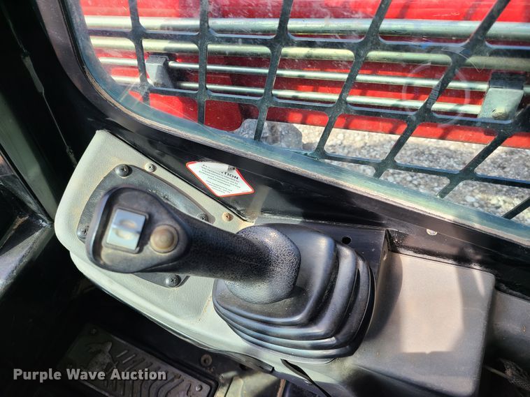 image for item FX9502 Takeuchi TS70V  skid steer loader