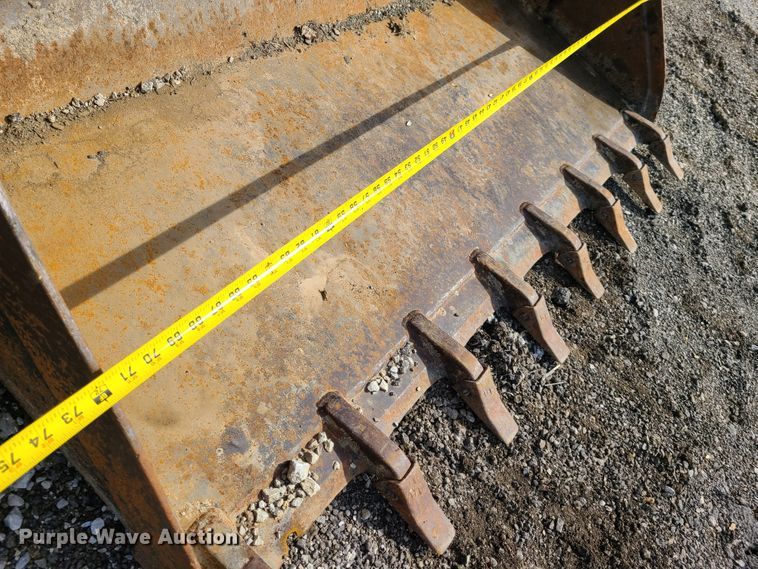 image for item FX9502 Takeuchi TS70V  skid steer loader