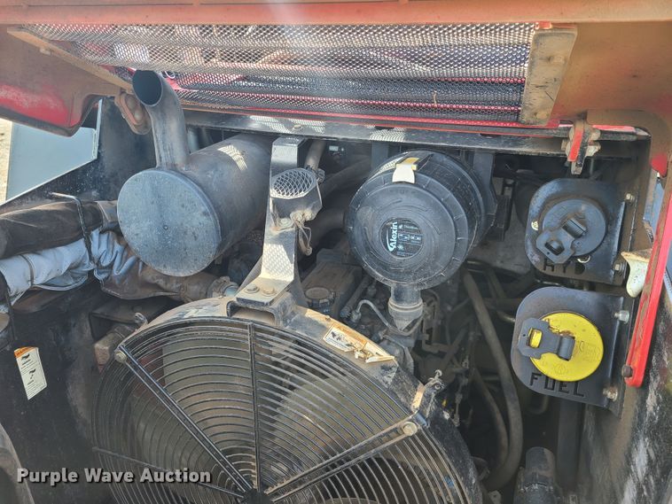 image for item FX9502 Takeuchi TS70V  skid steer loader