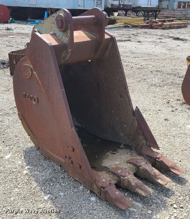 image for item FX9503 Esco 255 32"W excavator bucket