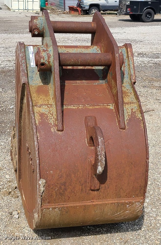 image for item FX9503 Esco 255 32"W excavator bucket