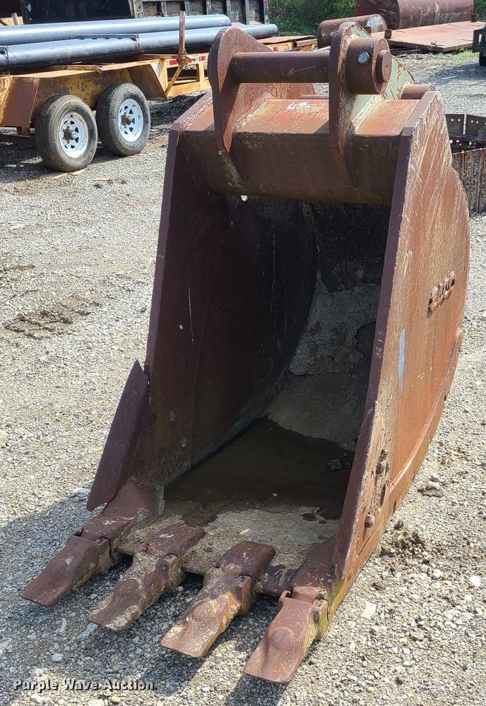 image for item FX9503 Esco 255 32"W excavator bucket